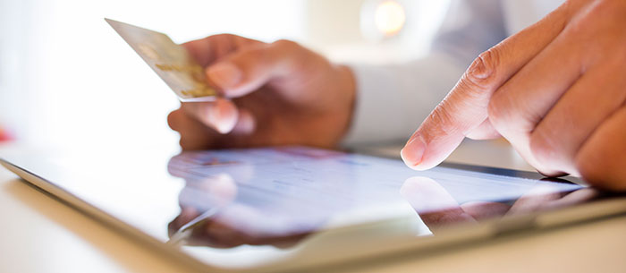 online_shopping_tablet_MediaMath_Retail.jpg